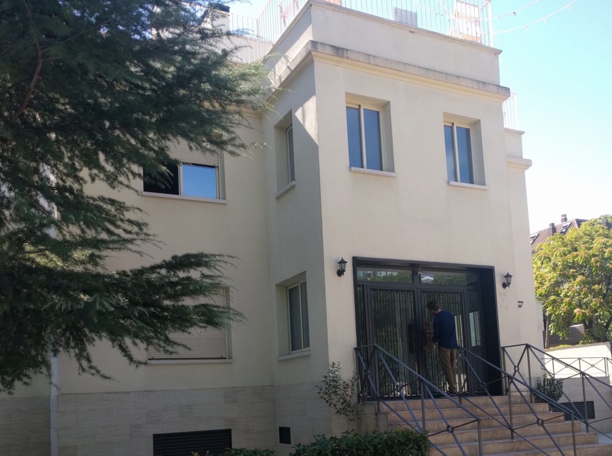 Nederlandse les op Colegio-Madrid-wp-scaled